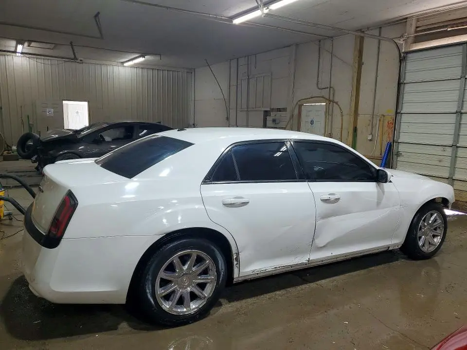 2014 CHRYSLER 300   
