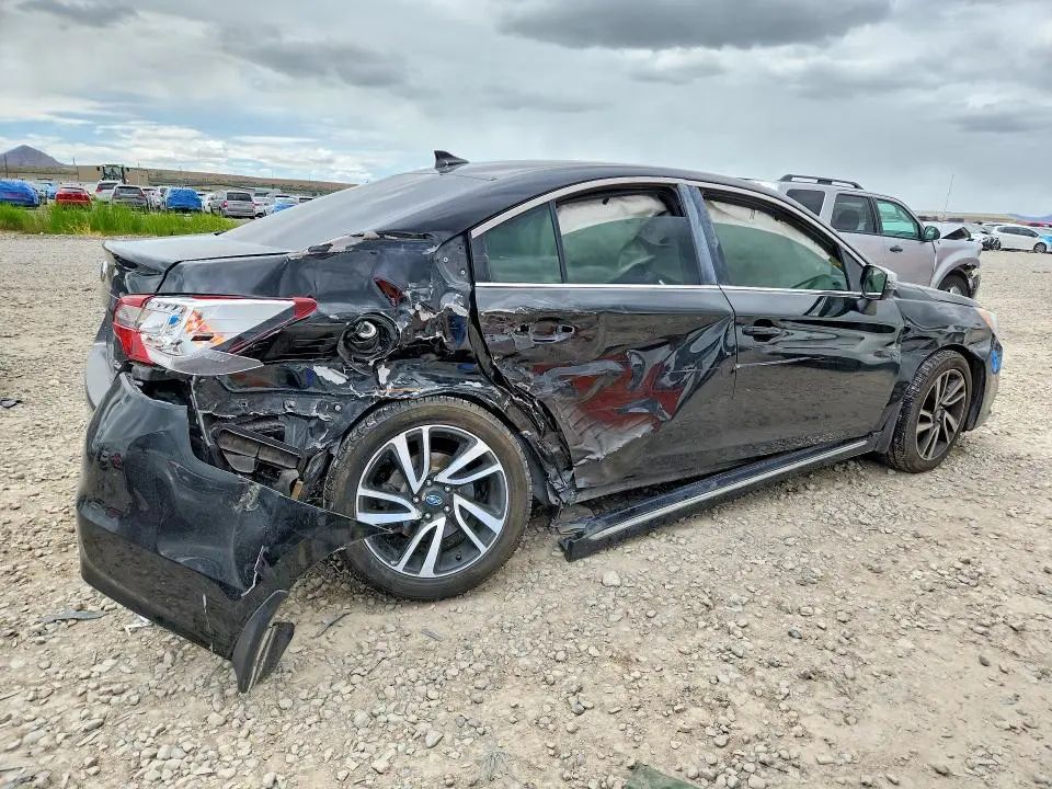 2017 SUBARU LEGACY SPORT  