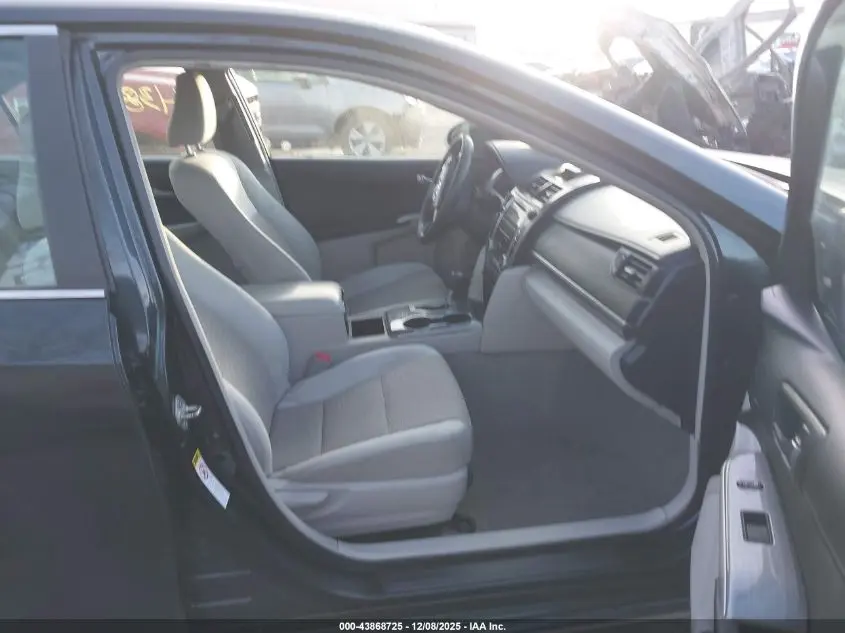 2012 TOYOTA CAMRY HYBRID LE/XLE