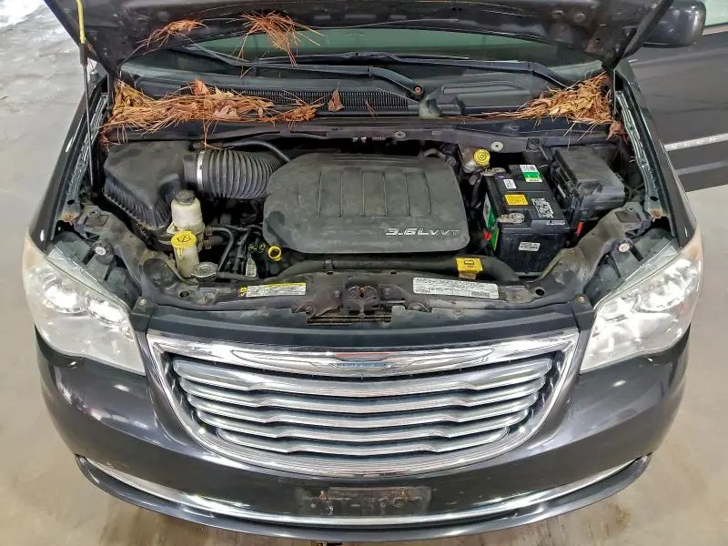 2012 CHRYSLER TOWN & COUNTRY TOURING  