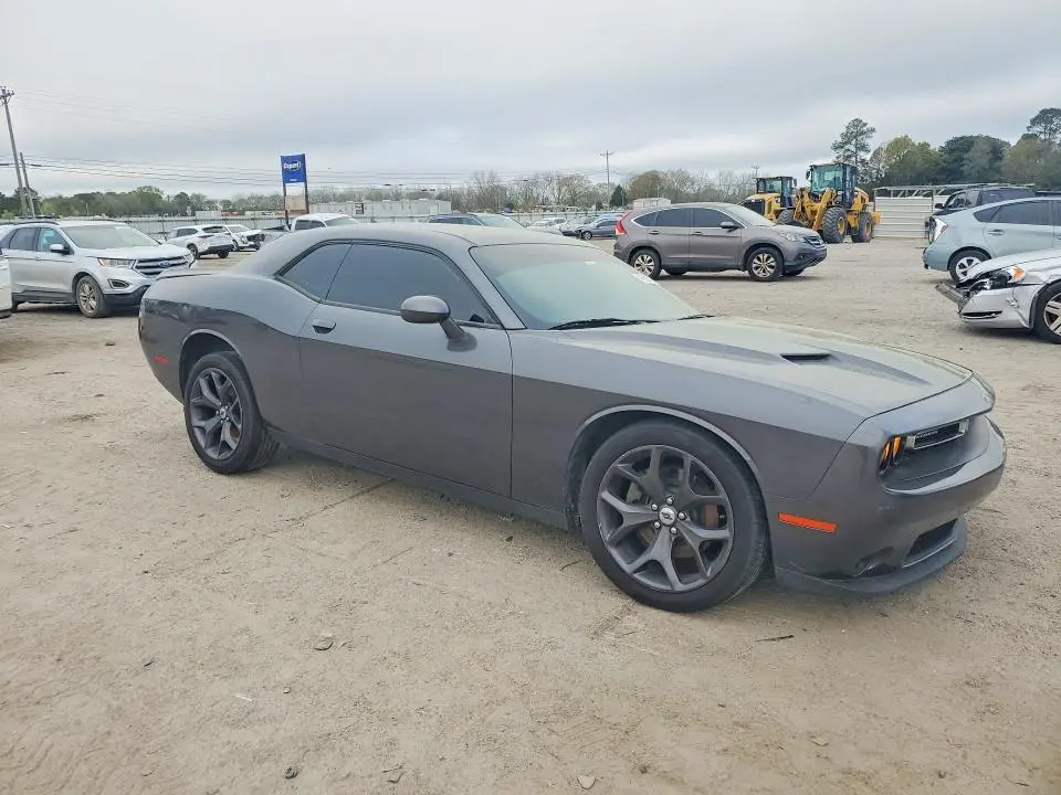 2019 DODGE CHALLENGER SXT  