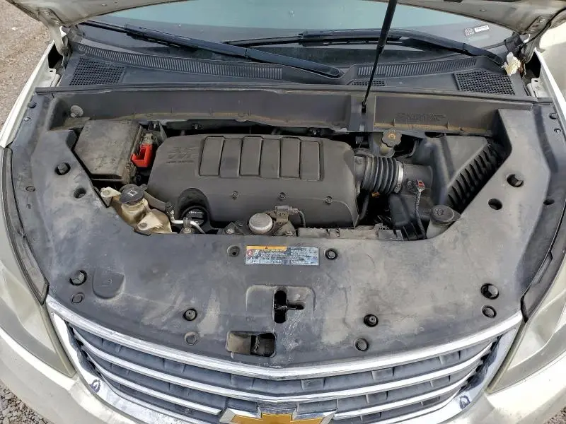 2015 CHEVROLET TRAVERSE LT  