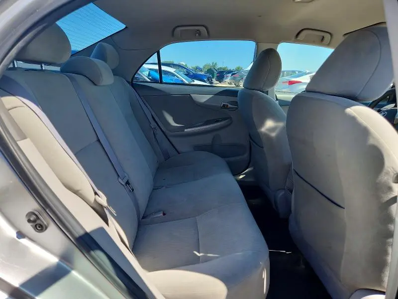 2010 TOYOTA COROLLA LE  