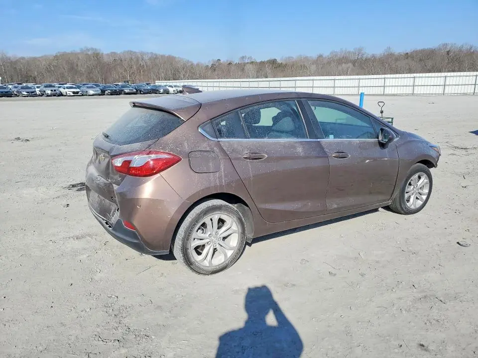 2019 CHEVROLET CRUZE LT  
