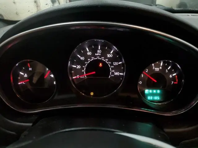 2013 CHRYSLER 200 LX  