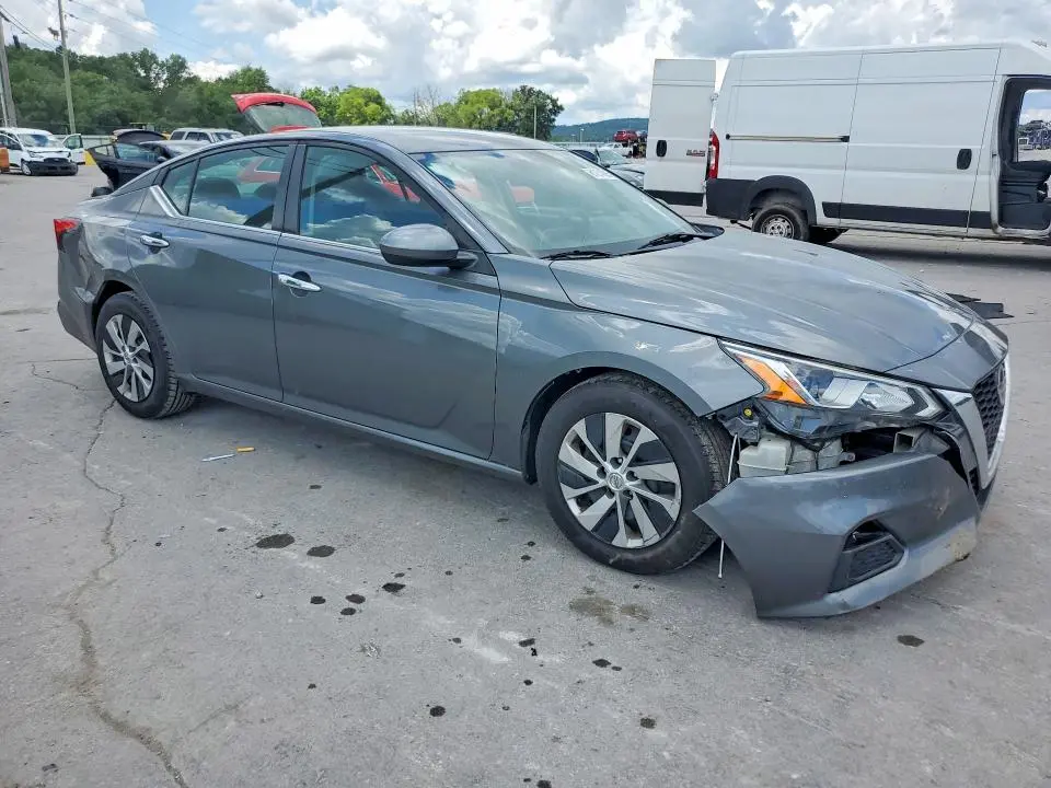 2019 NISSAN ALTIMA S  