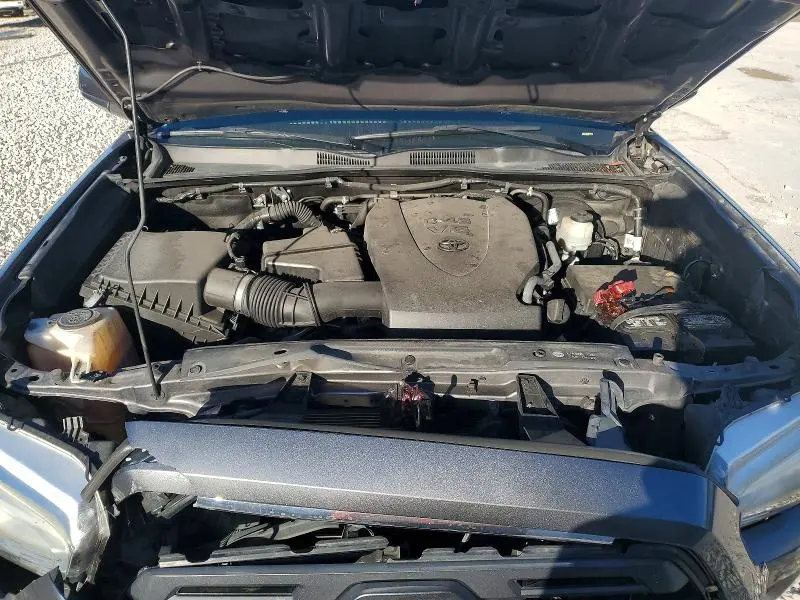 2018 TOYOTA TACOMA SR5 V6  