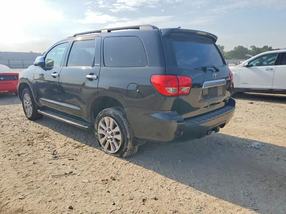 2016 TOYOTA SEQUOIA PLATINUM  