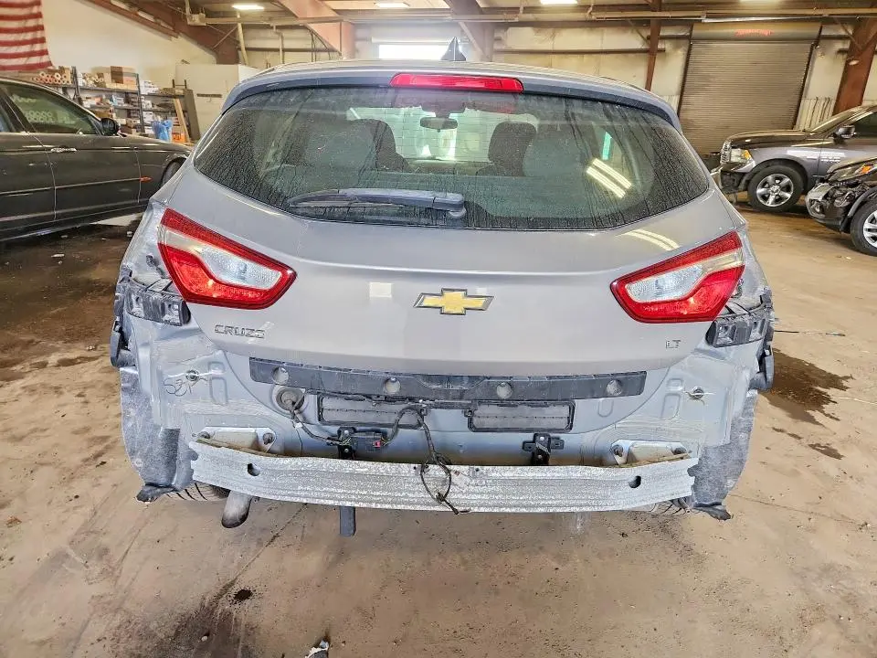 2017 CHEVROLET CRUZE LT  