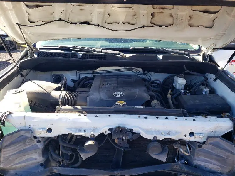 2017 TOYOTA TUNDRA SR  