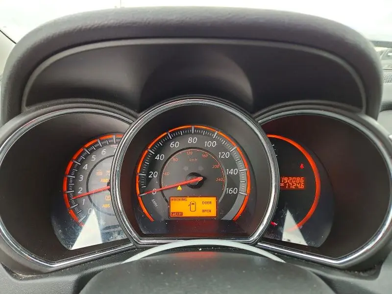 2010 NISSAN MURANO S  