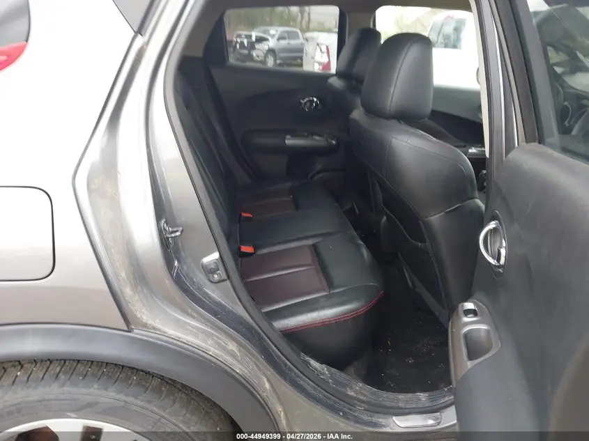 2011 NISSAN JUKE SL