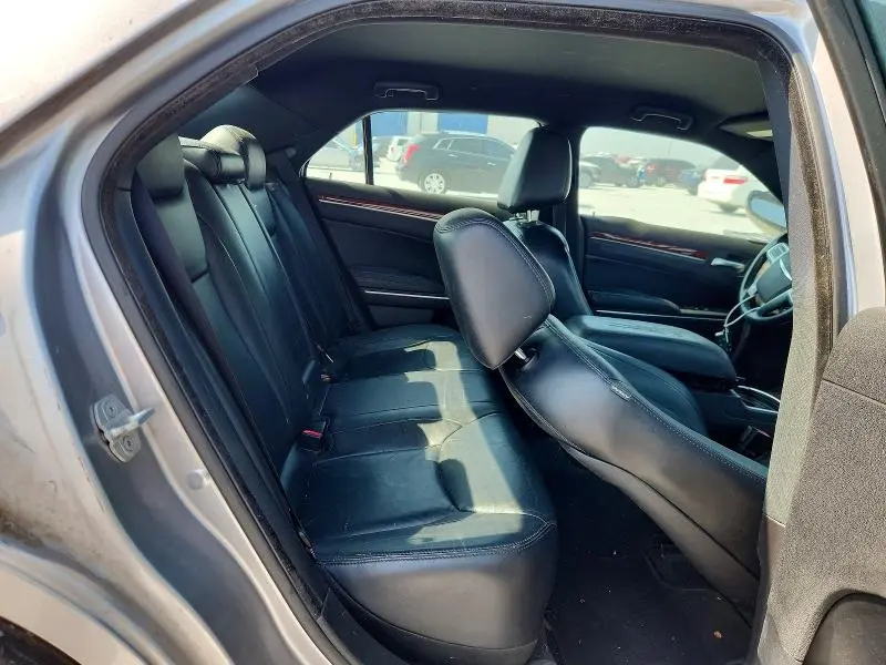2013 CHRYSLER 300   