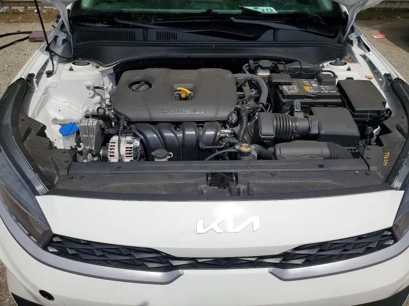 2024 KIA FORTE LX  