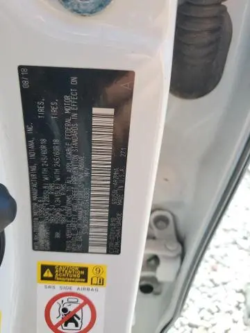 2018 TOYOTA HIGHLANDER SE  