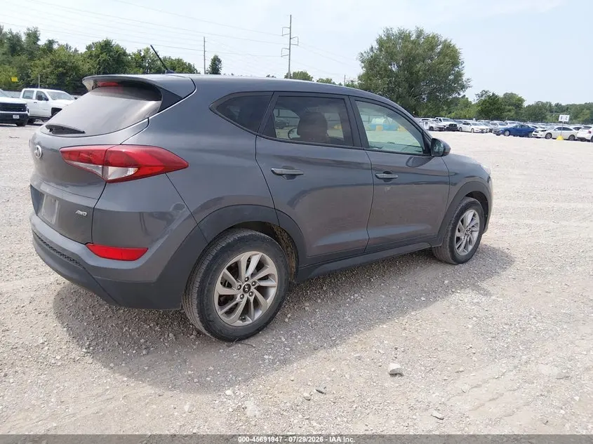 2018 HYUNDAI TUCSON SE