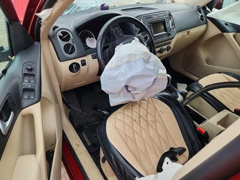 2016 VOLKSWAGEN TIGUAN S  
