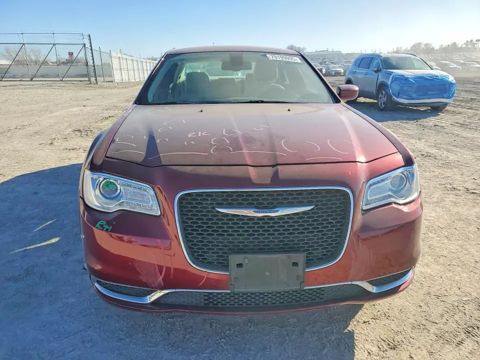 2016 CHRYSLER 300 LIMITED  
