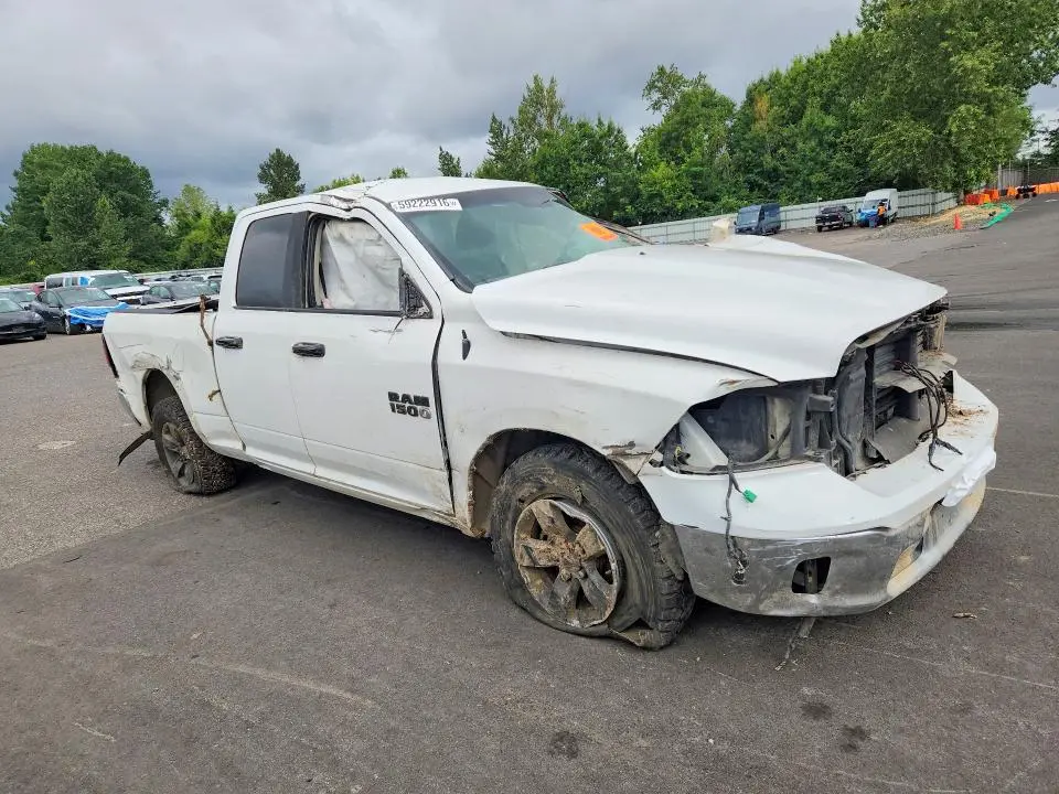 2014 RAM 1500 SLT  
