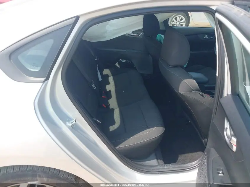 2021 KIA FORTE LXS