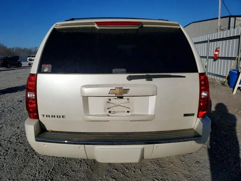 2011 CHEVROLET TAHOE K1500 LTZ  