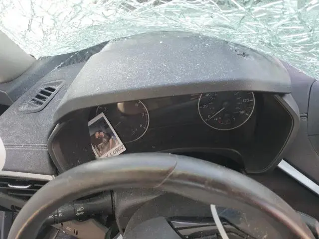 2019 NISSAN ALTIMA SV