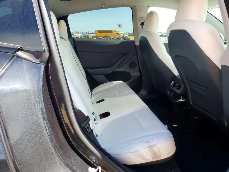 2025 TESLA MODEL Y   