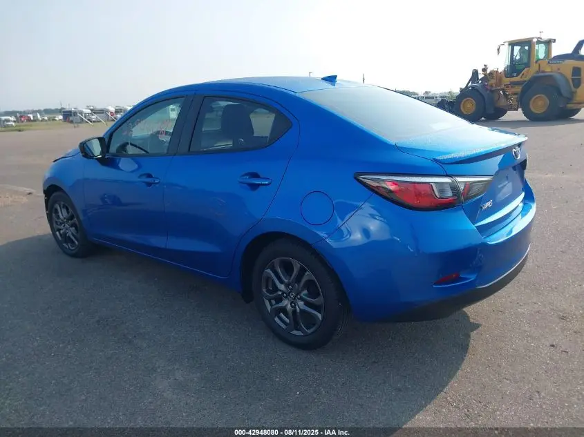2019 TOYOTA YARIS LE