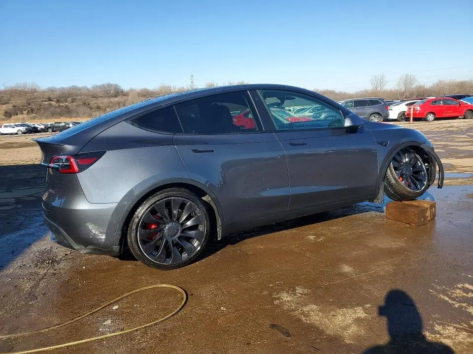 2022 TESLA MODEL Y   