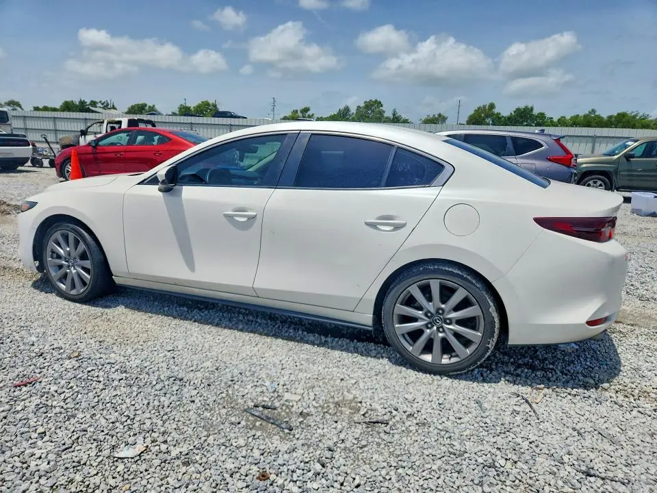 2021 MAZDA 3 SELECT  