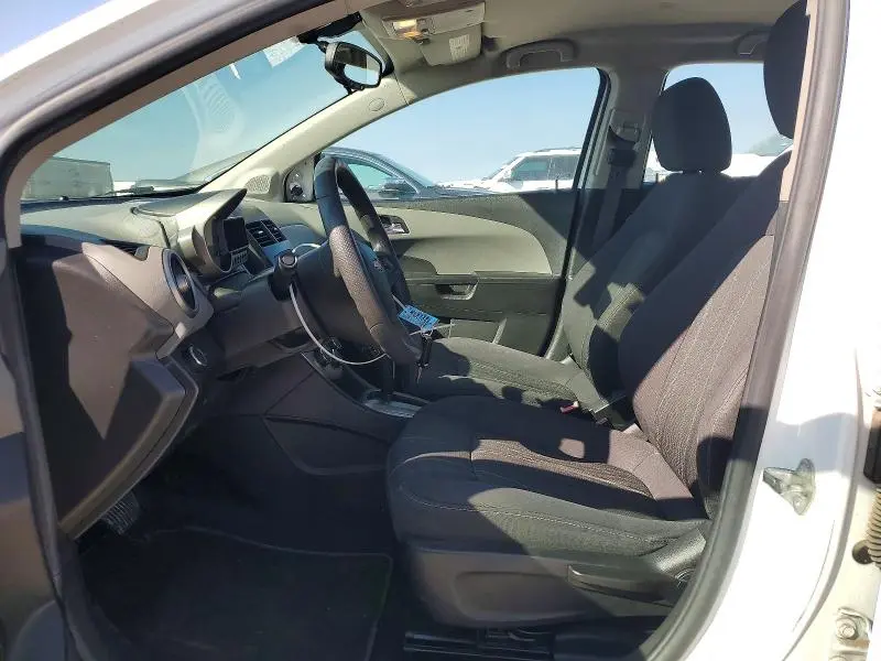 2014 CHEVROLET SONIC LT  