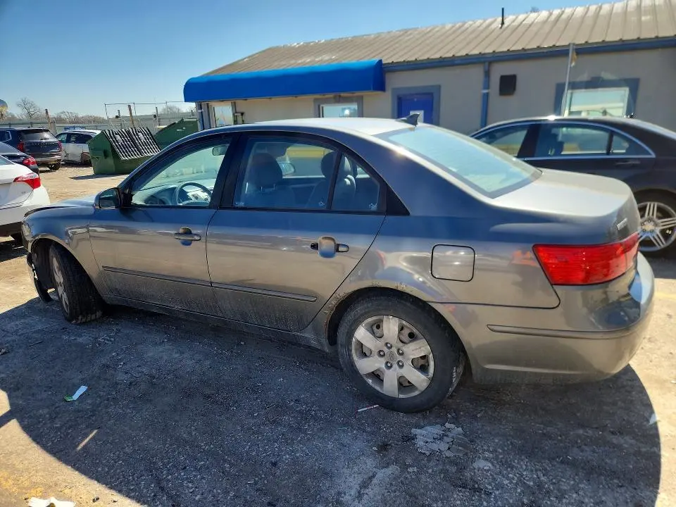 2010 HYUNDAI SONATA GLS  