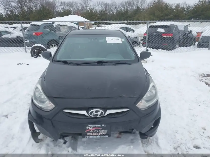 2013 HYUNDAI ACCENT GLS