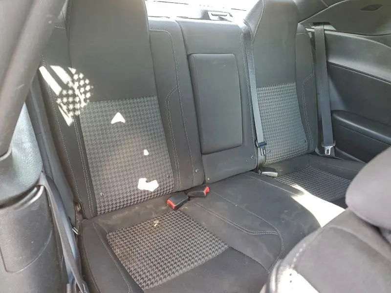 2016 DODGE CHALLENGER SXT  