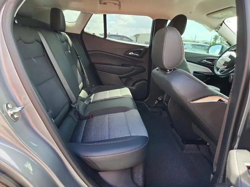 2025 CHEVROLET TRAX 1LT  