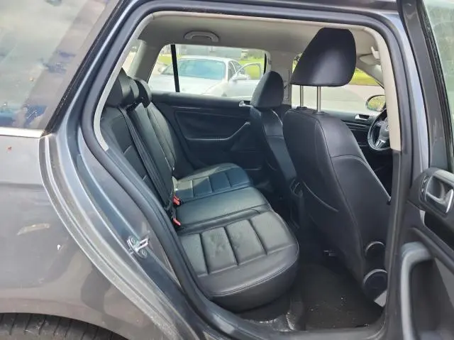 2010 VOLKSWAGEN JETTA TDI