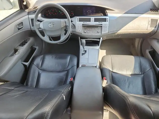 2010 TOYOTA AVALON XL  