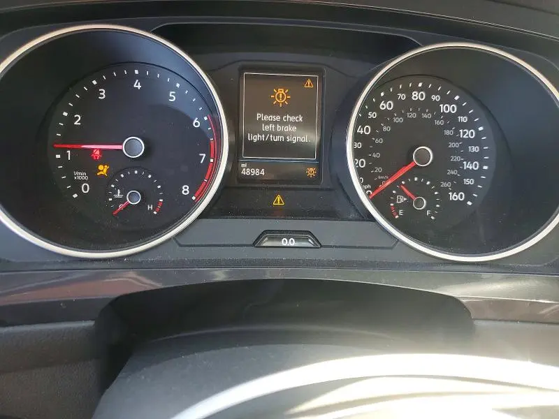 2021 VOLKSWAGEN TIGUAN S  