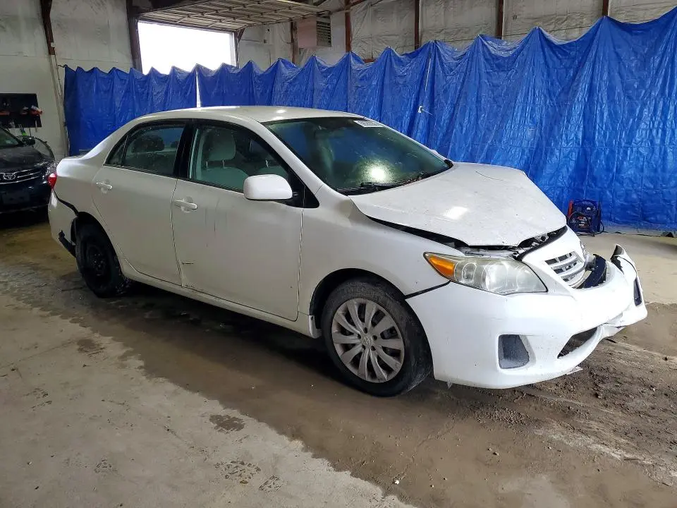 2013 TOYOTA COROLLA LE  