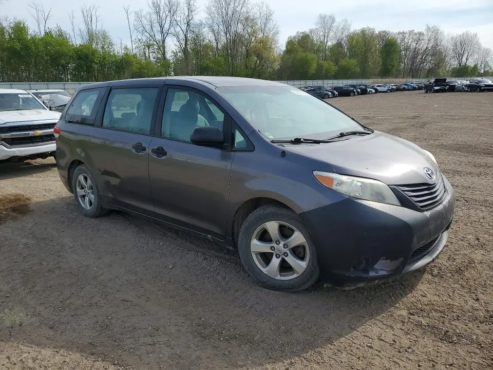 2014 TOYOTA SIENNA L 7-PASSENGER  
