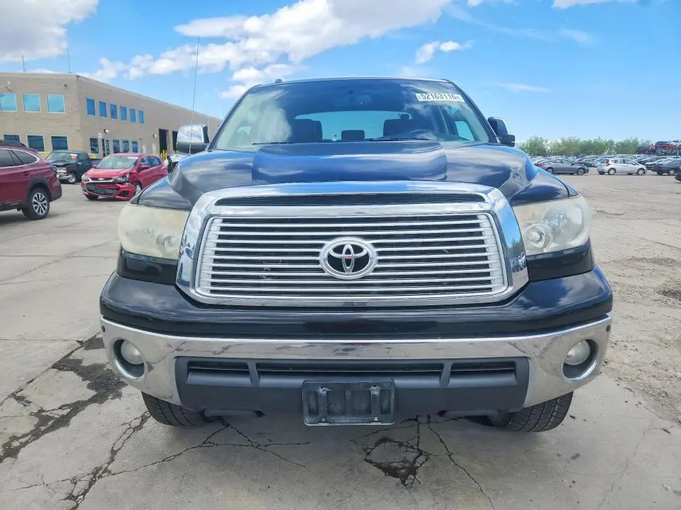 2013 TOYOTA TUNDRA PLATINUM  