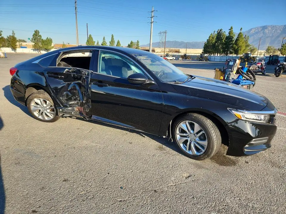 2018 HONDA ACCORD LX  
