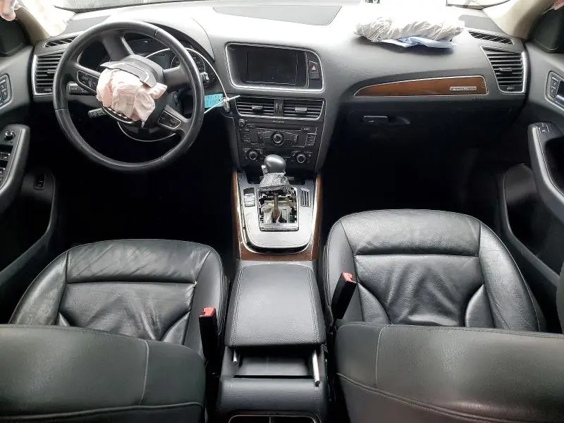 2011 AUDI Q5 PREMIUM  