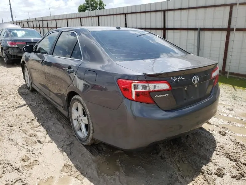 2013 TOYOTA CAMRY L
