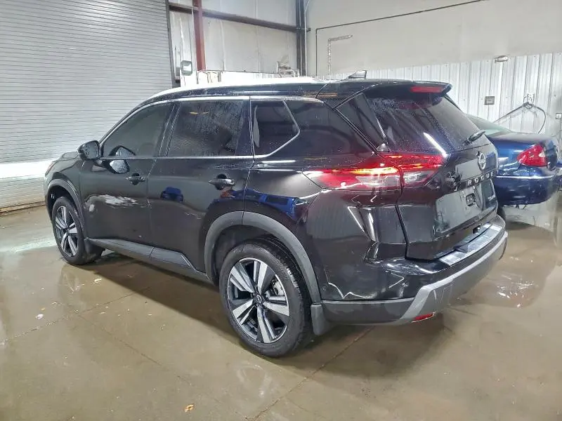 2024 NISSAN ROGUE SL  