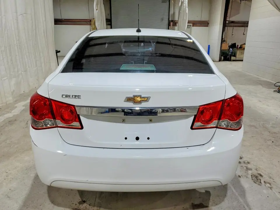 2013 CHEVROLET CRUZE LS  