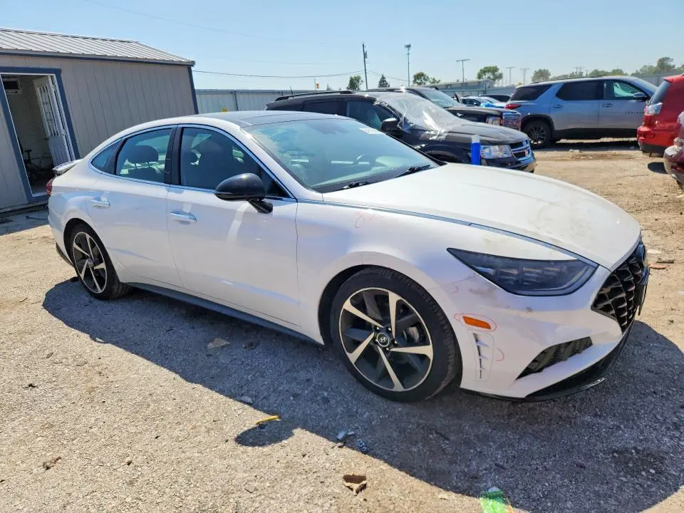 2023 HYUNDAI SONATA SEL PLUS  