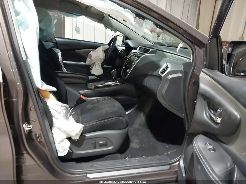 2018 NISSAN MURANO SV
