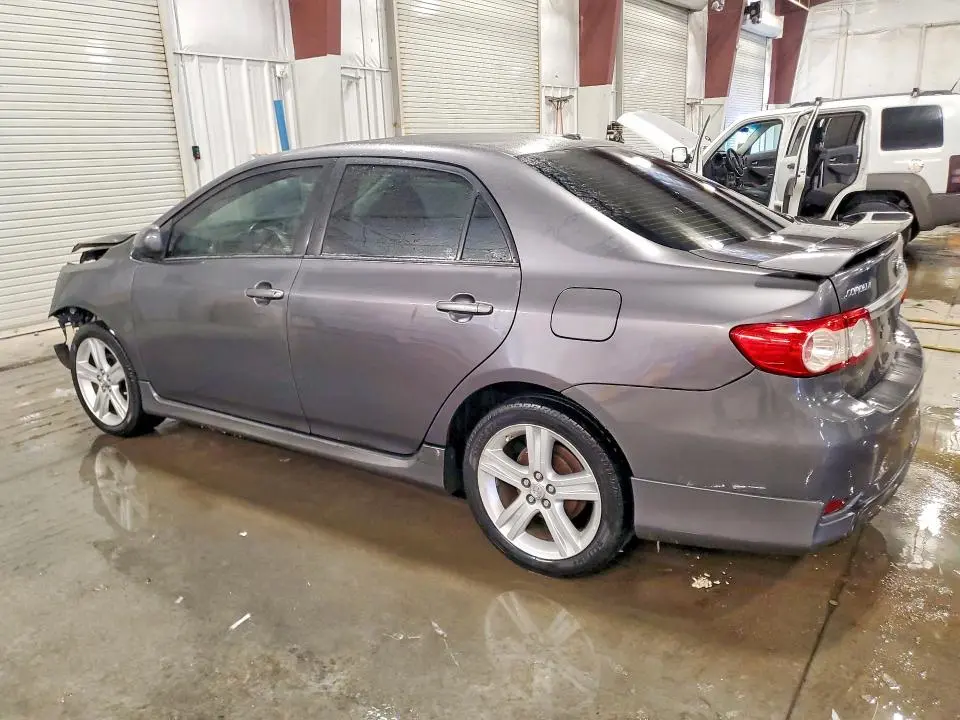 2013 TOYOTA COROLLA BASE  