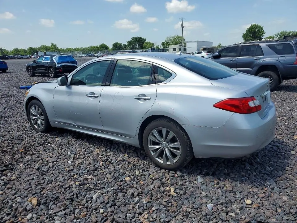 2013 INFINITI M37 X  